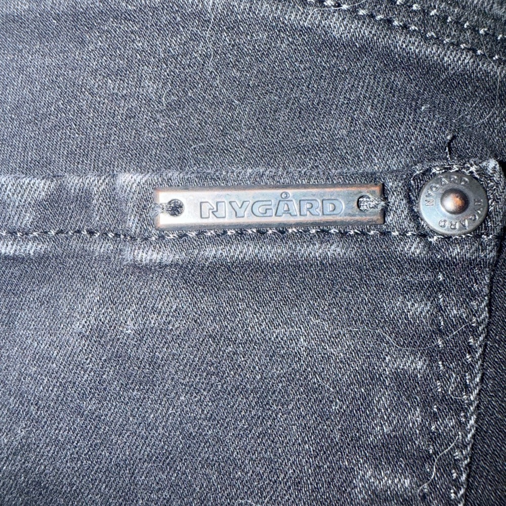 Nygard size small woman’s jeans - Picture 3 of 3
